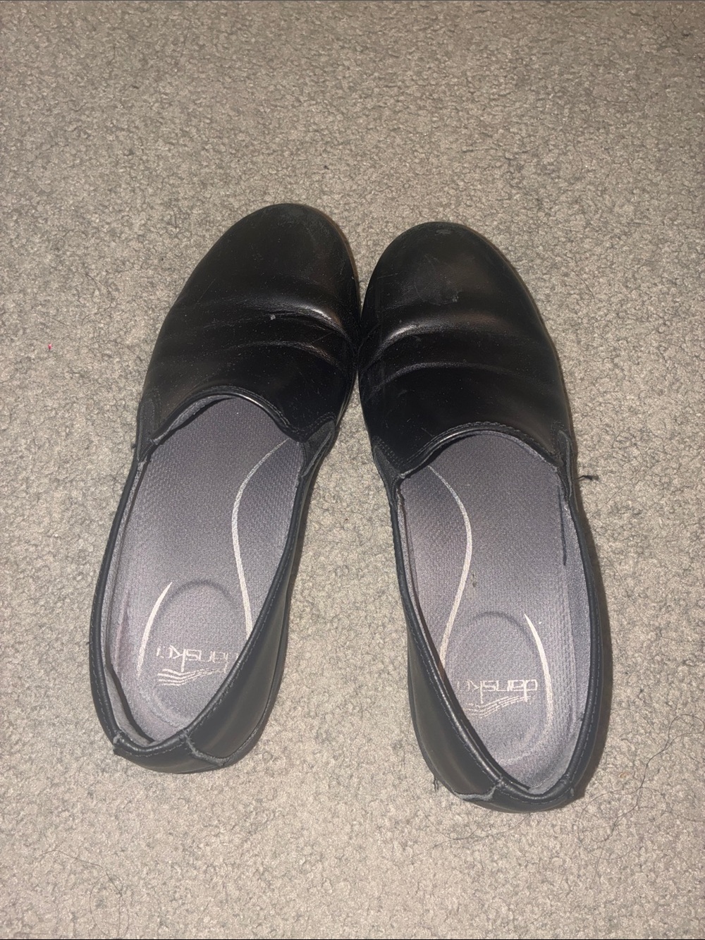 Dansko Black Slip-On Professional Shoes Slip Resistant Leather Rubber Womens